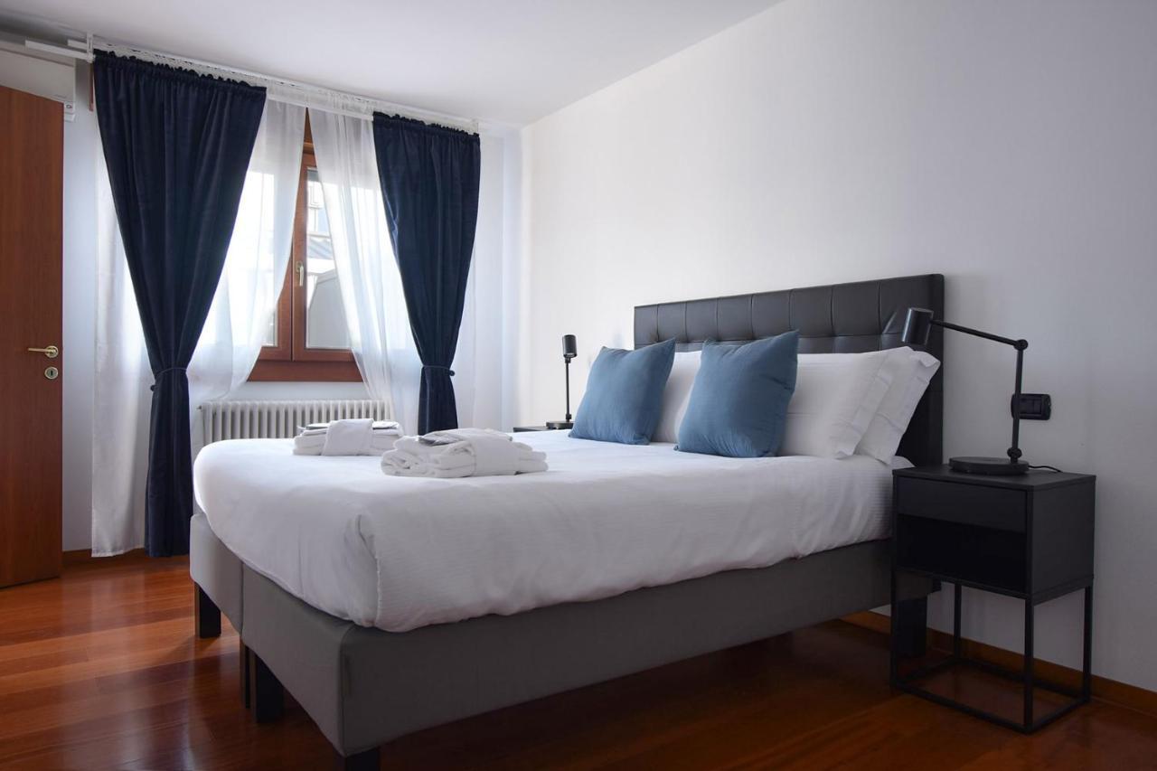 Welc-Om Padova Business Luxury Terrace Apartment ภายนอก รูปภาพ